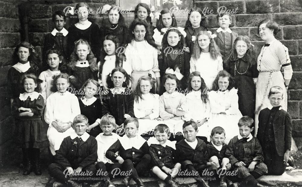 Group Photo, Chinley School, Buxton Road, Chinley, c 1917