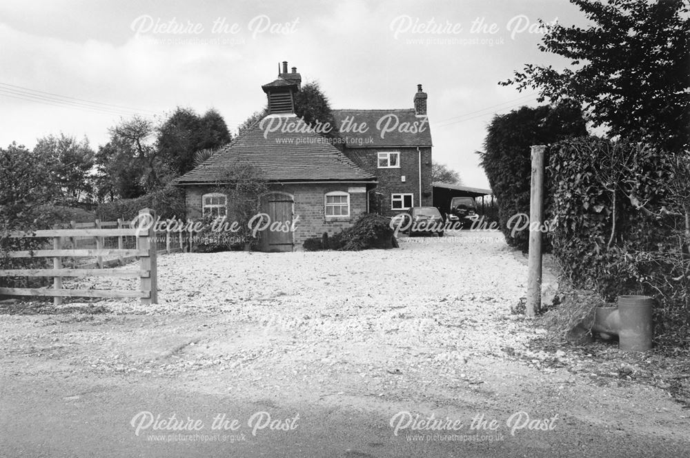 Dove Valley Farm, Boyleston Road, Alkmonton, 2003