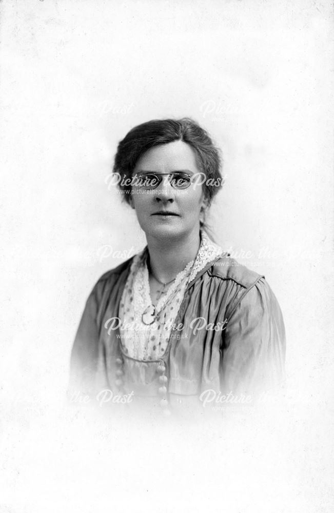 Unidentified Woman, Derby, 1917