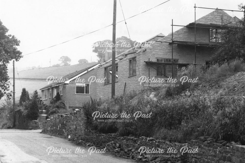 Bungalows, Valley Road, Hayfield, c 1977