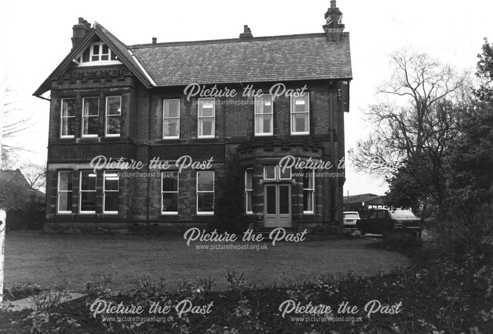 Town Hall BUilding, Nottingham Road, Long Eaton, c 1978