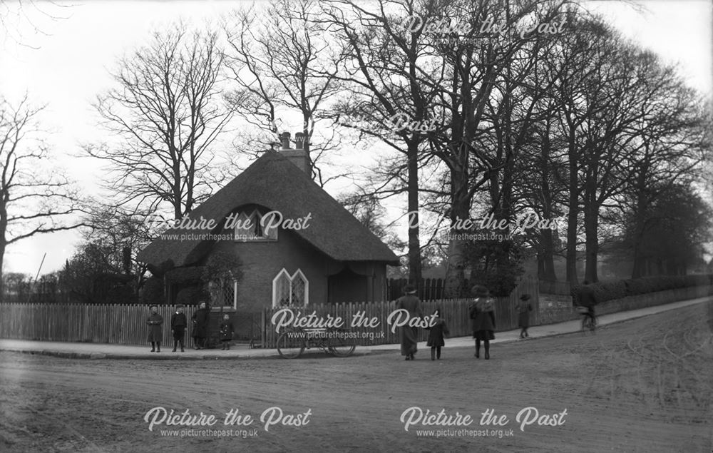 The Lodge, Derby Road, Spondon, Derby, c 1912 ?