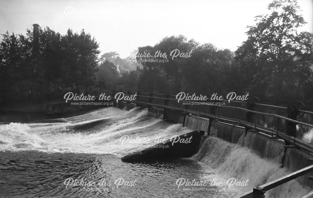 Weir on the River Derwent, Darley Abbey, Derby, c 1911 ?