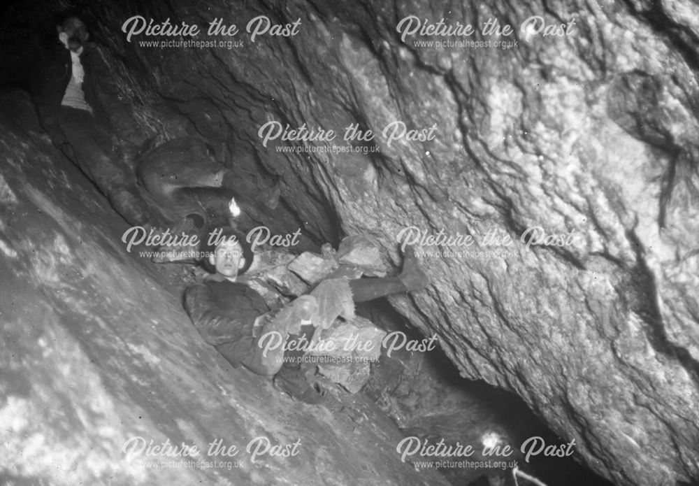 Kyndwr Club exploration in or near Rutland Cavern, Matlock Bath, 1905