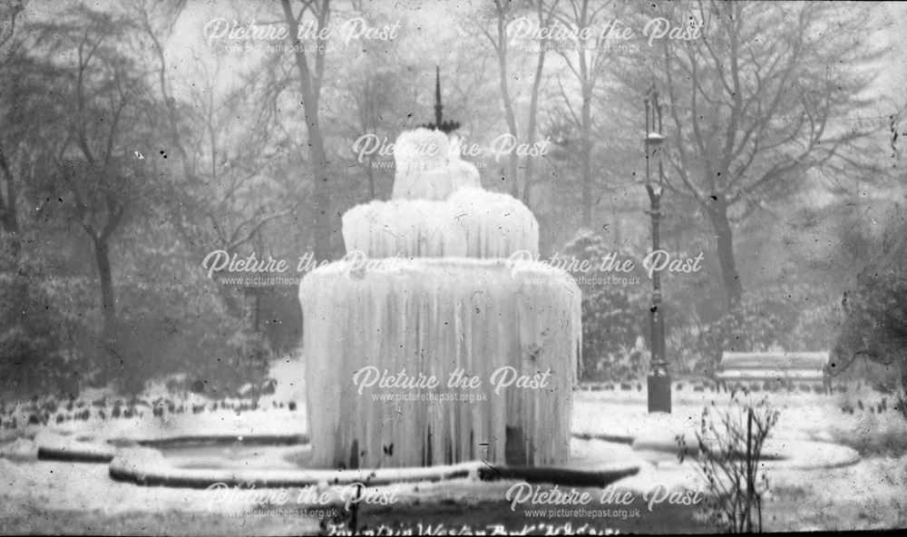 Frozen Fountain, Weston Park, Sheffield, c 1900