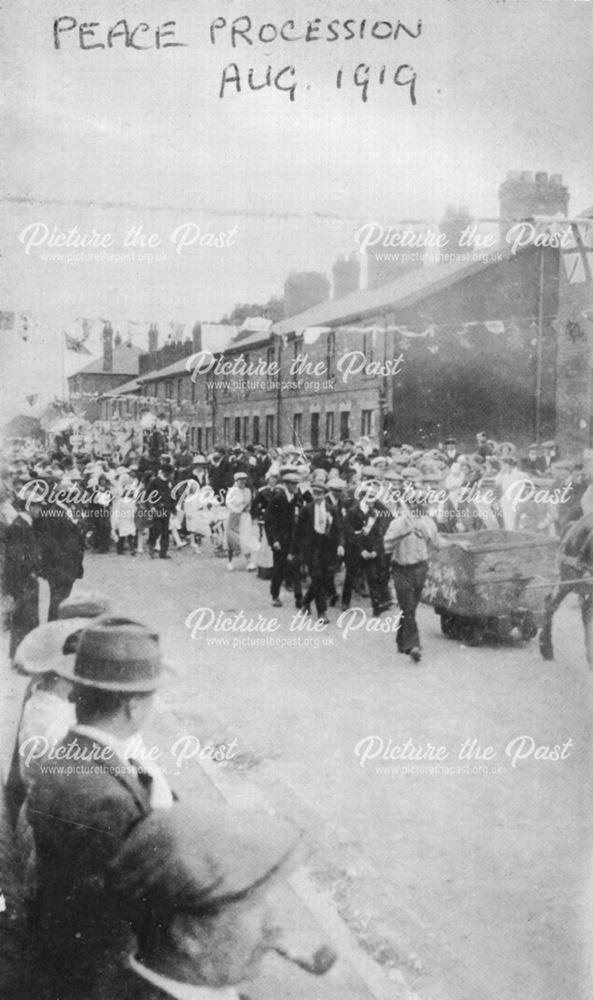 Peace procession at the end of World War 1