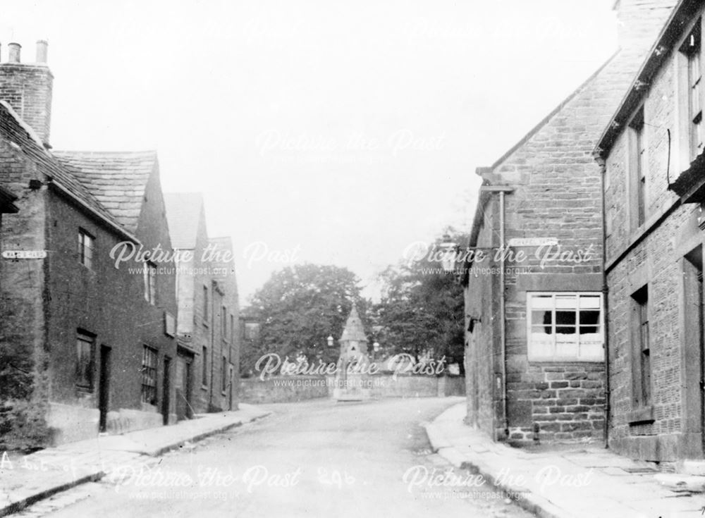 Peel monument and High Street