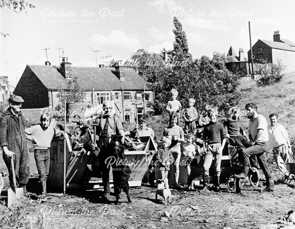 Second team cleaning up Lea Brook, Fanshawe Bank, Dronfield, 1971