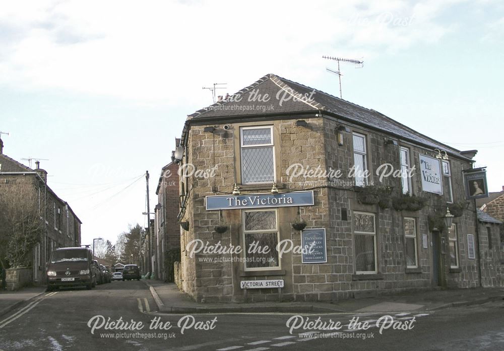 The Victoria, Dronfield, c 2007