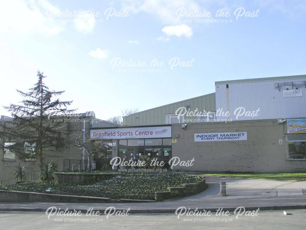 Sports Centre, Civic Centre, High Street, Dronfield, 2007