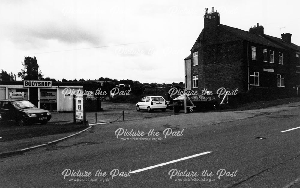 Service Station, Main Road, Morton, 1999