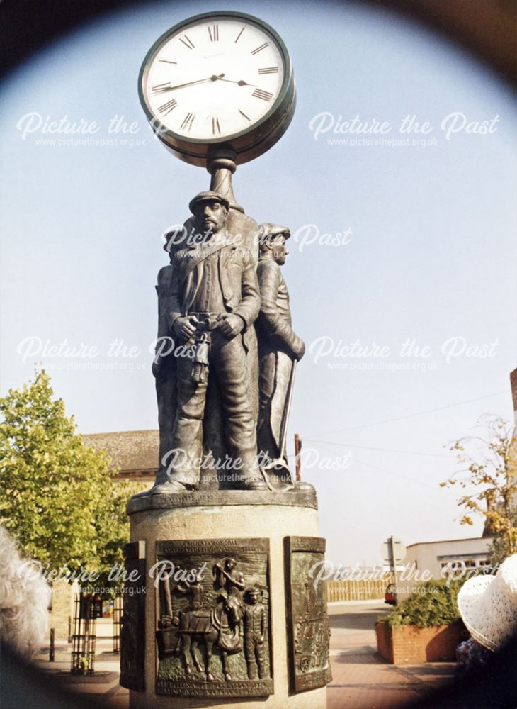 Market Square Clock, Market Place, Staveley, 1999