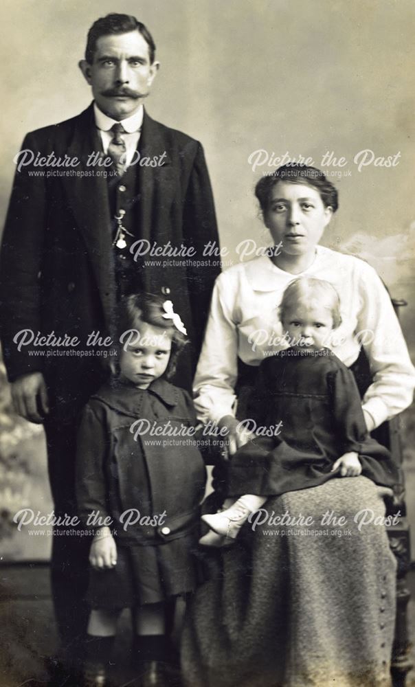 Belgian refugee family 