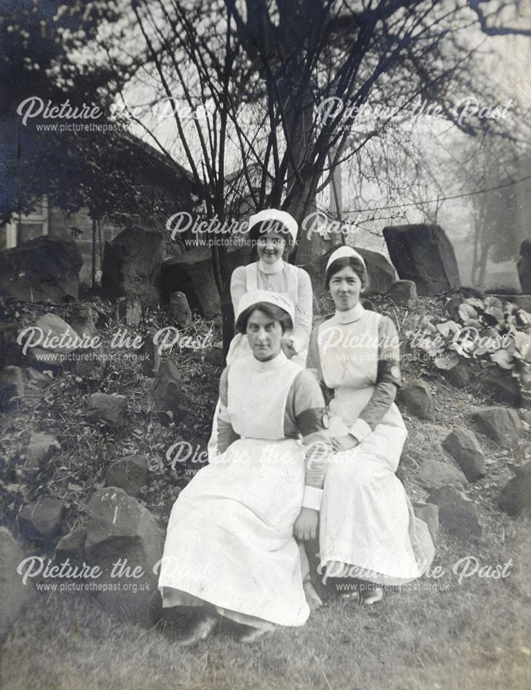 Nurses relaxing in the grounds