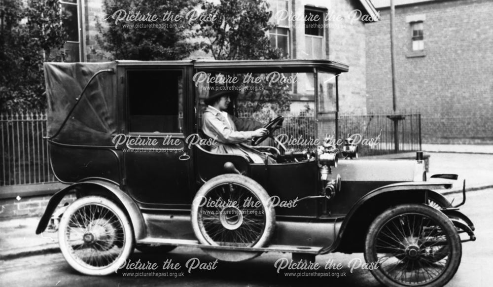 Car from Heanor Motor Garage, c 1914