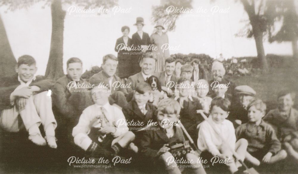 Sunday School Outing, Holymoorside, c 1928