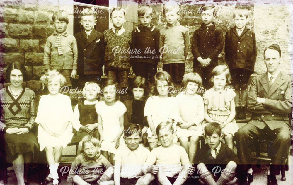 Infants, Holymoorside School, c 1930