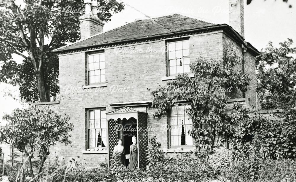 Cottage on Mill Hill Lane, Breaston, c 1900s ?