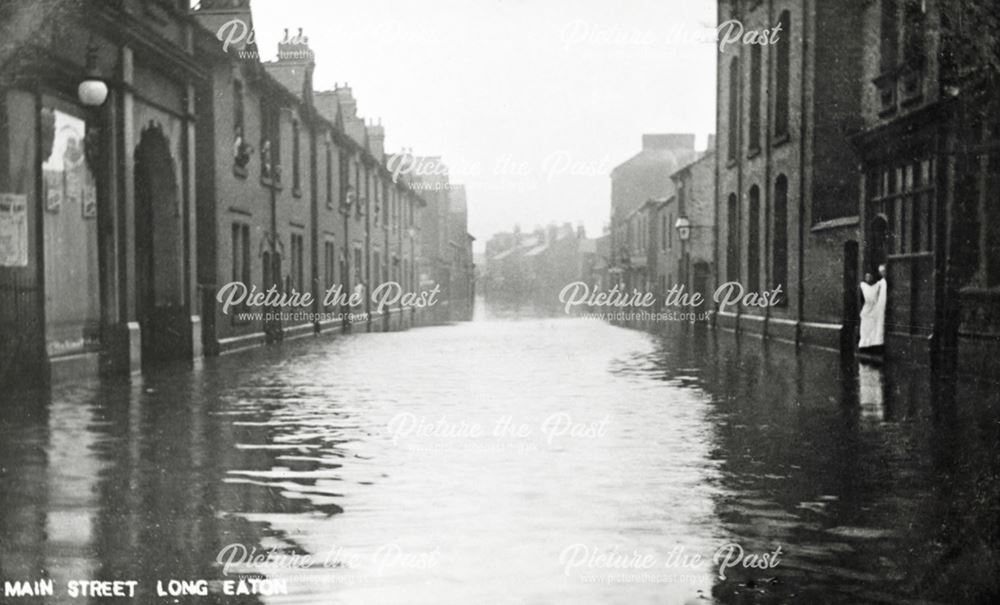 Flooding in Main Street, Long Eaton, c 1905 ?