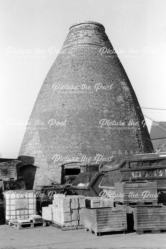 'Beehive' shaped Pottery kiln