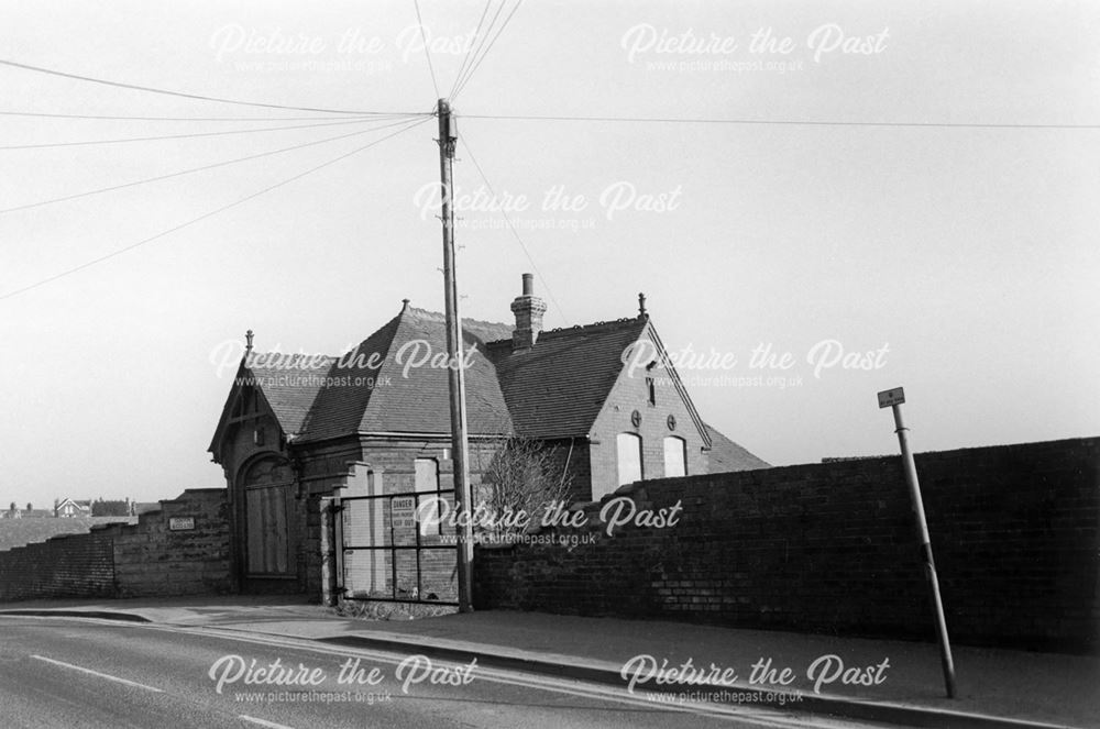 Bretby Art Pottery, Swadlincote Road, Swadlincote, 2002