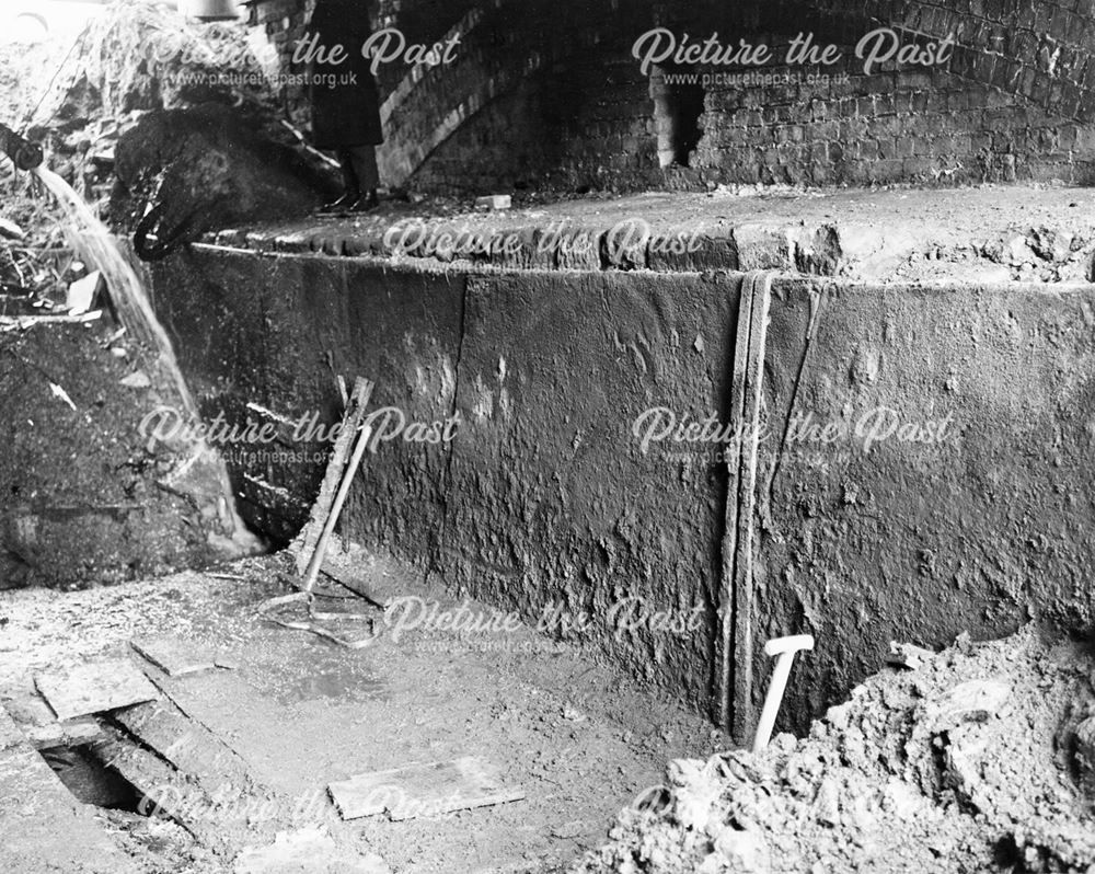 Remains of the cast iron trough of the Derby canal Aqueduct