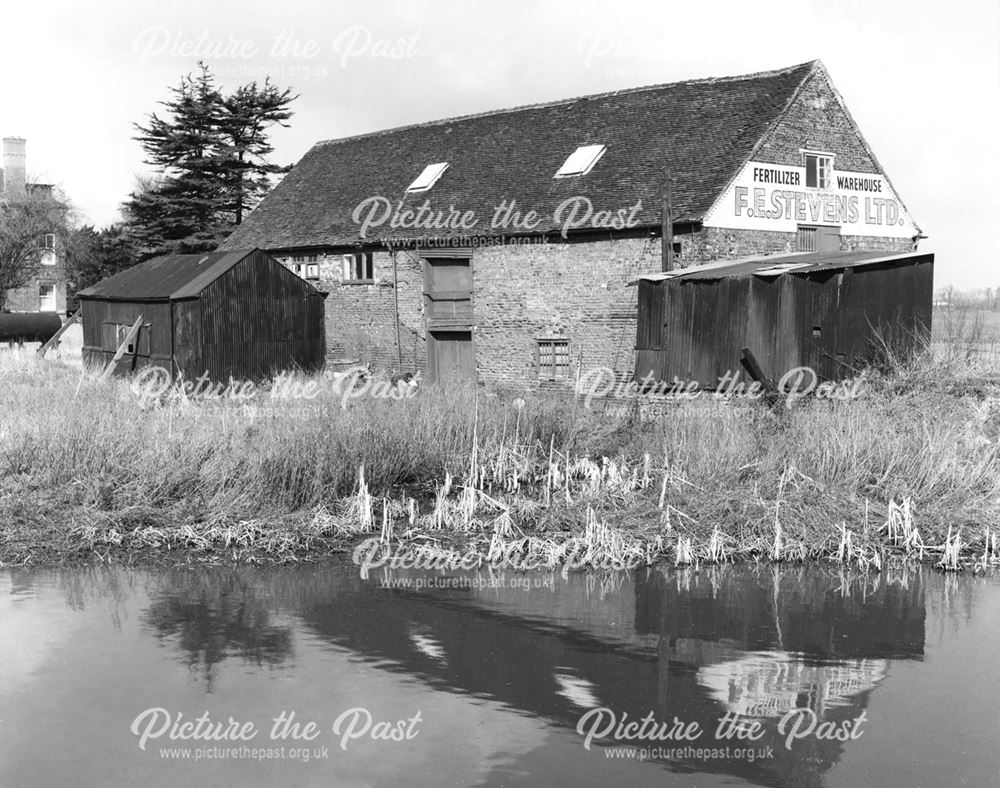 Former Trent and Mersey Canal Salt Warehouse, Shardlow