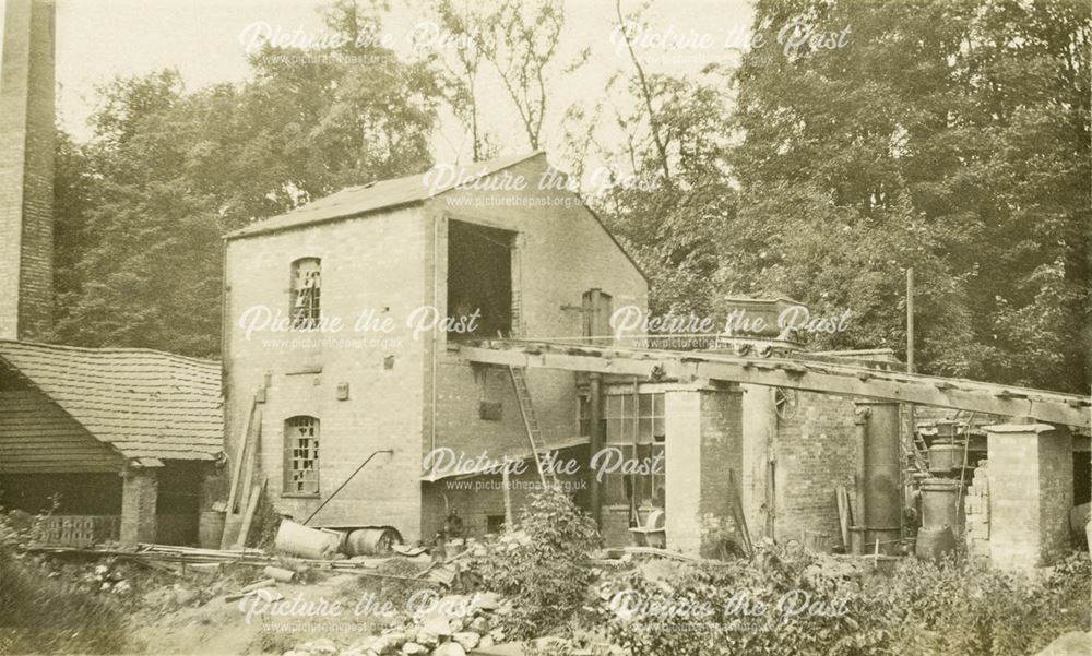 A 'rugger' or skip wagon coming into the Winching house from the clay pit at Chellaston Brick Works