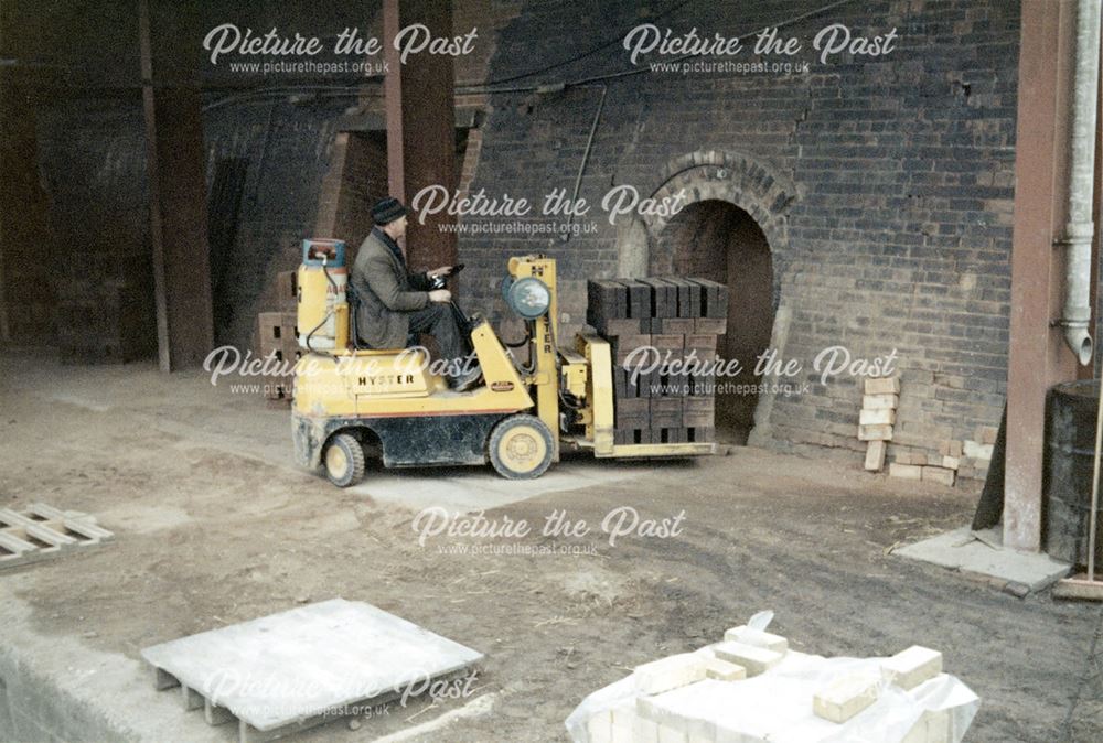 Hyser forklift removing fired bricks from a kiln at Kirton Brick Works