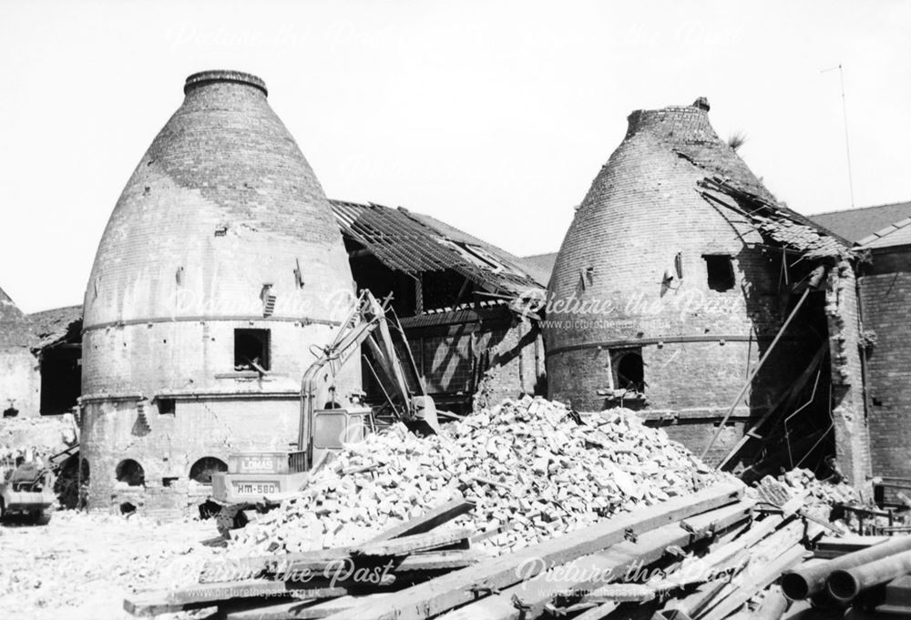 Hilltop Works Pottery, Church Gresley