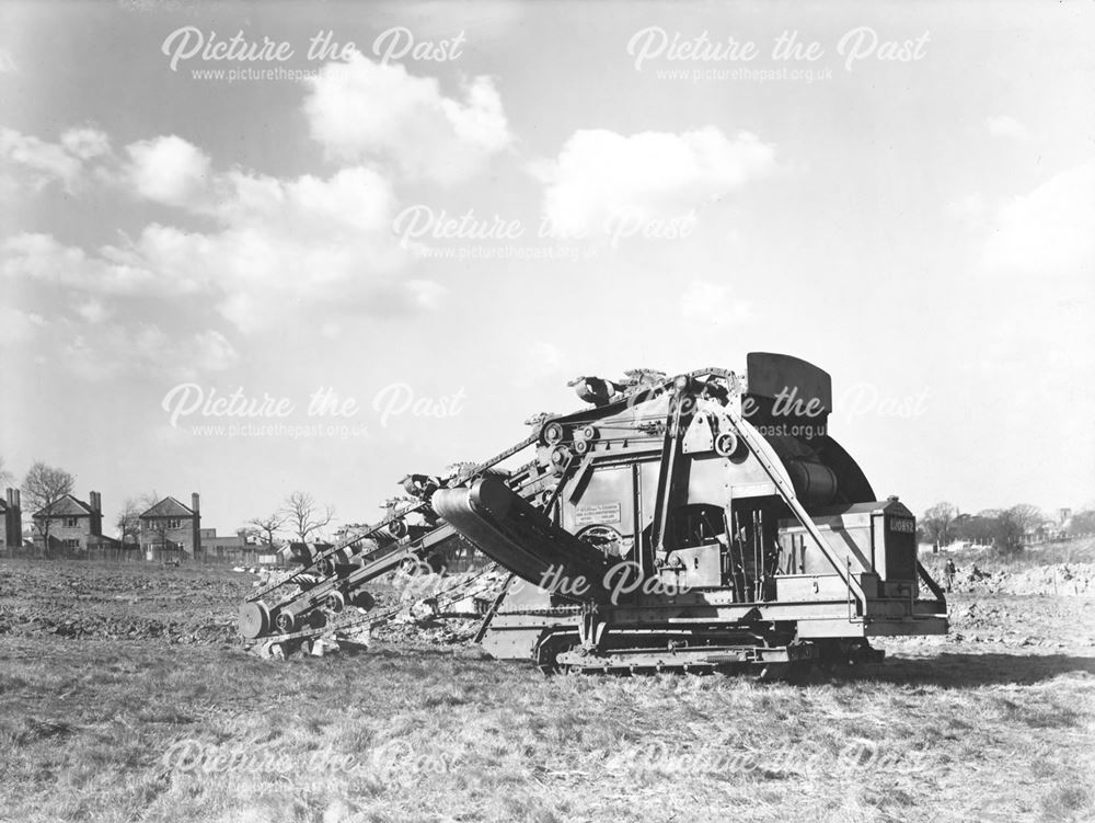 A Trencher Machine, Derby