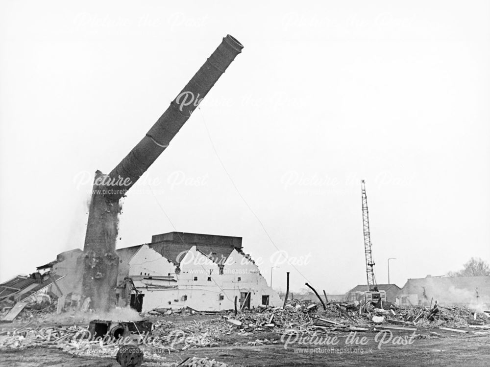 Demolition of Lilley's Narrow Fabrics, Washington Mill, Borrowash