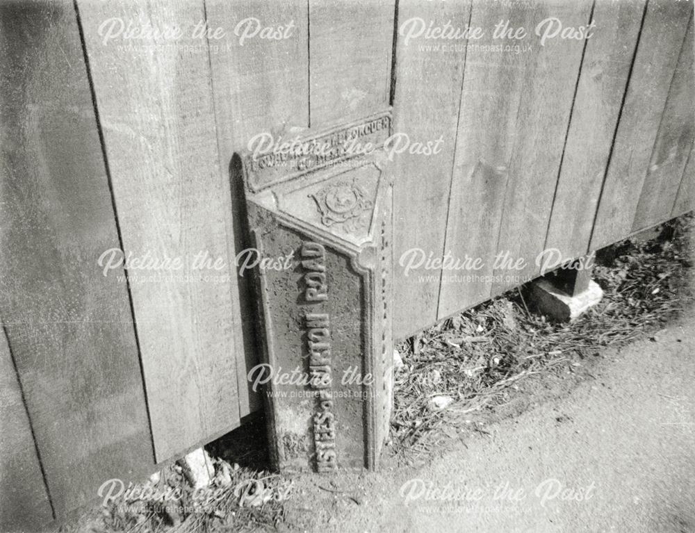 Cast Iron Borough Boundary Marker, Burton Road, Derby