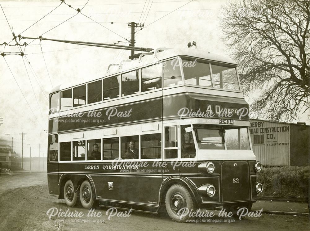 Derby Corporation trolley bus No.82