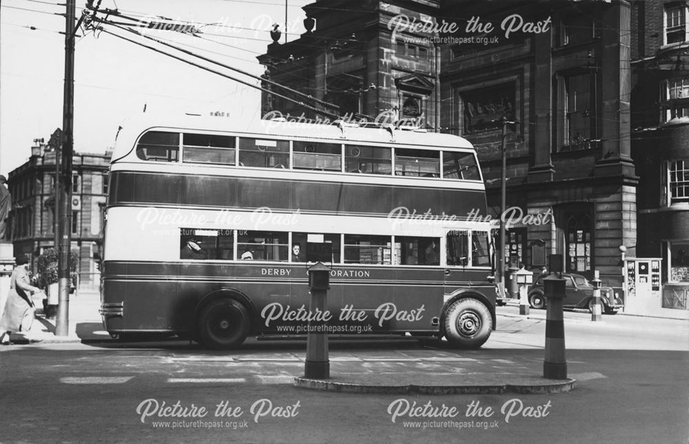 Derby Corporation trolley bus No.163