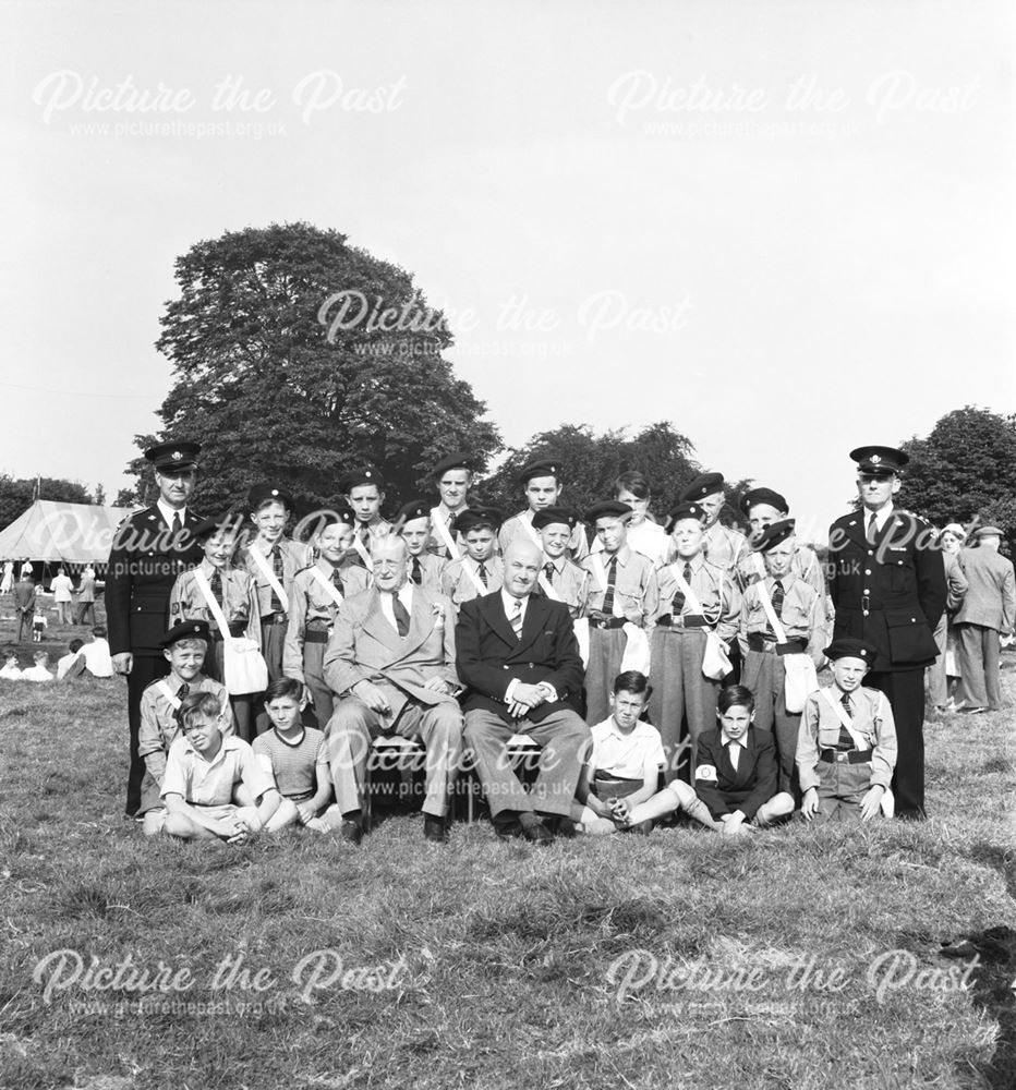 Sir Frederick Scopes and a group of Boy's Brigade or St John's Ambulance members at a Stanton Works 