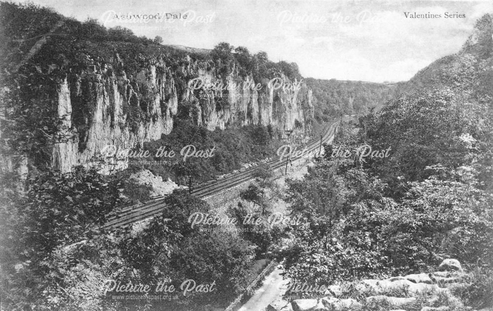 Ashwood Dale near 'Lovers Leap', looking east.