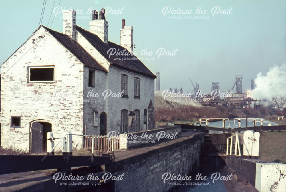 Whitehouse Lock, Erewash Grand Union Canal, Stanton Gate, 1967