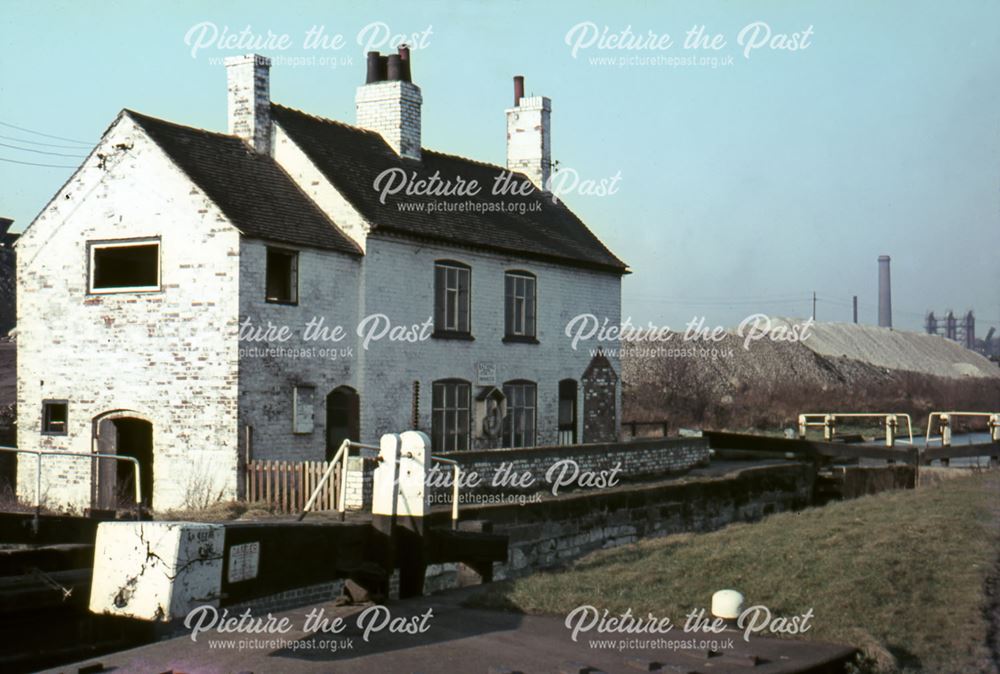 Whitehouse Lock, Erewash Grand Union Canal, Stanton Gate, 1967