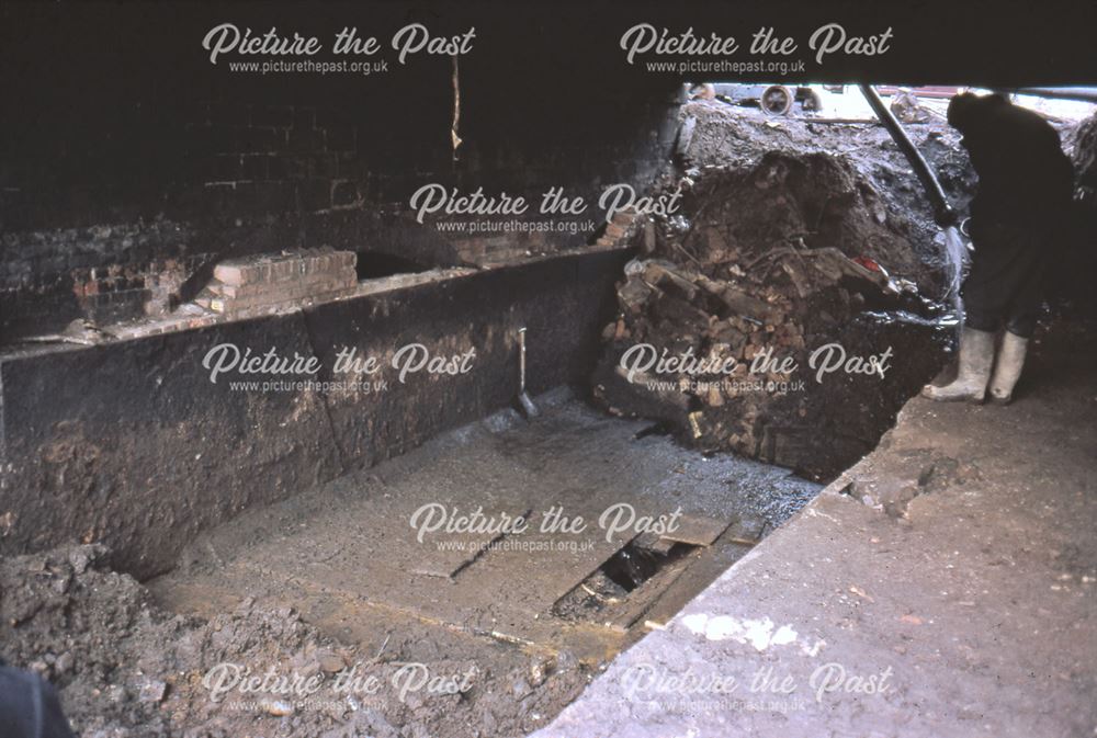 Remains of Cast Iron Trough, Derby Canal, Morledge, Derby, 1971