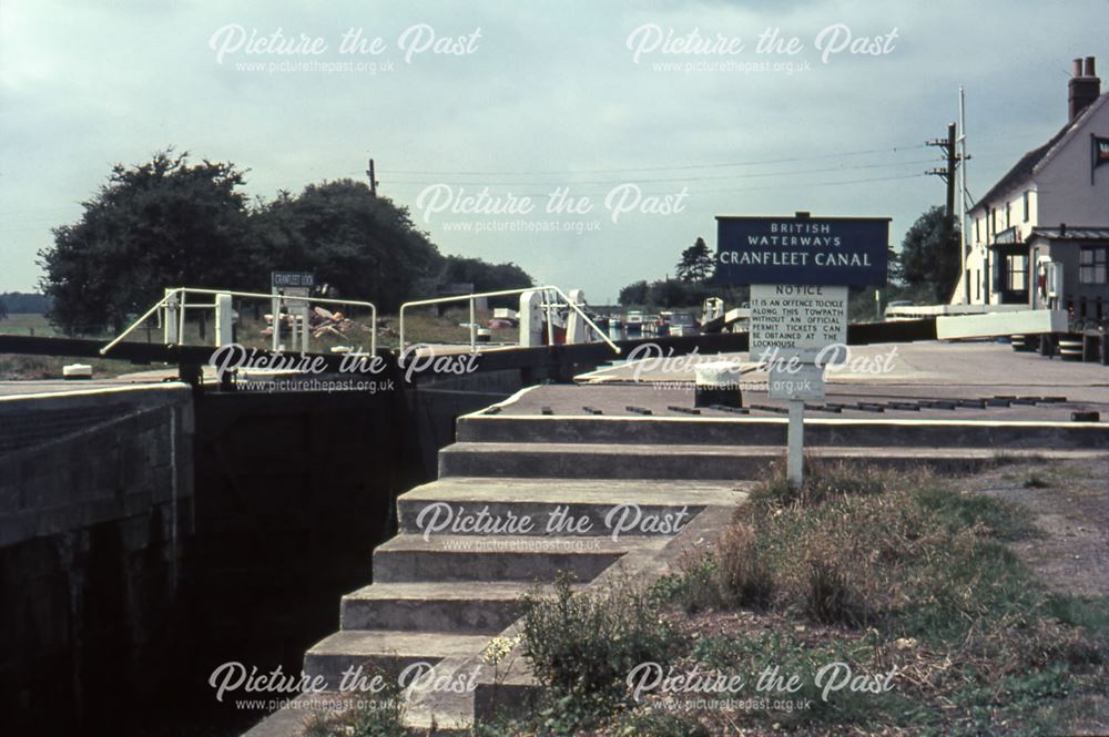 Lock at Cranfleet Canal, Long Eaton, 1966