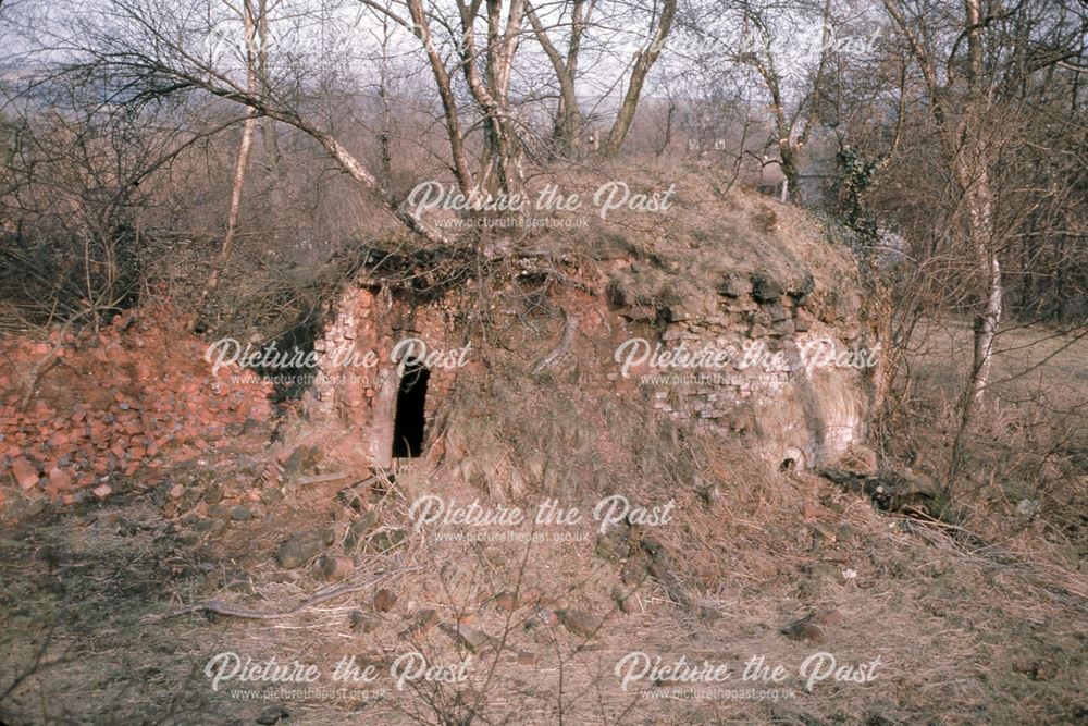 Disused brick kiln at Longway Bank, Whatstandwell, 1963