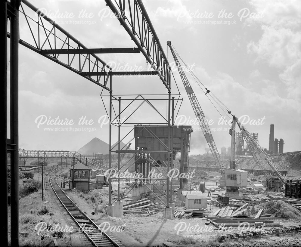 Erection of overhead ore conveyor