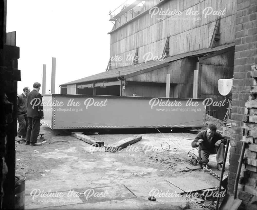 Installation of tank at Dale Plant