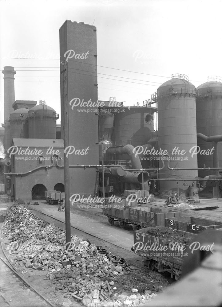 No. 10 blast furnace and lift tower during demolition