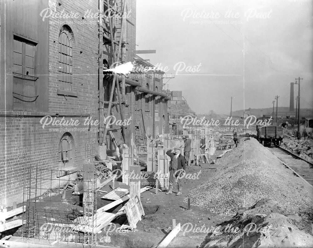 Construction of incline to ore bunkers