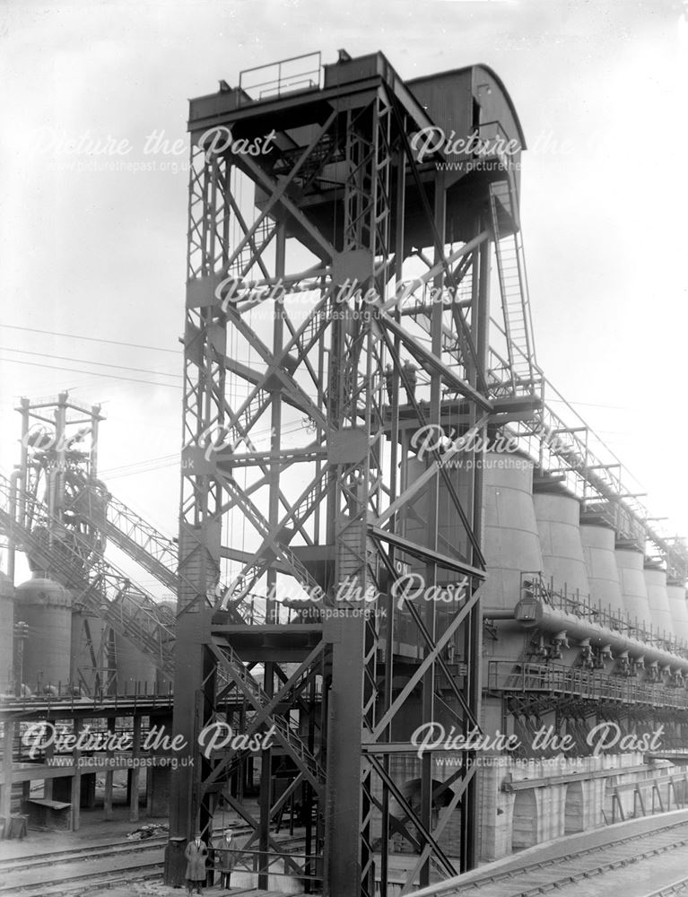 Wagon hoist at calcining kilns