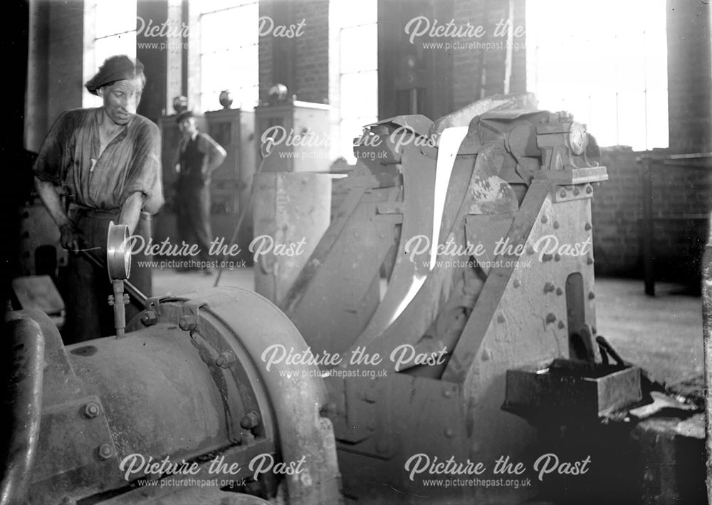 Commencement of a pipe cast at the Nutbrook Spun Plant