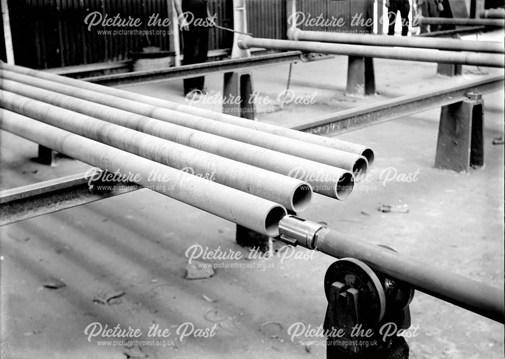 Pipe scrubbing at the Nutbrook Spun Plant