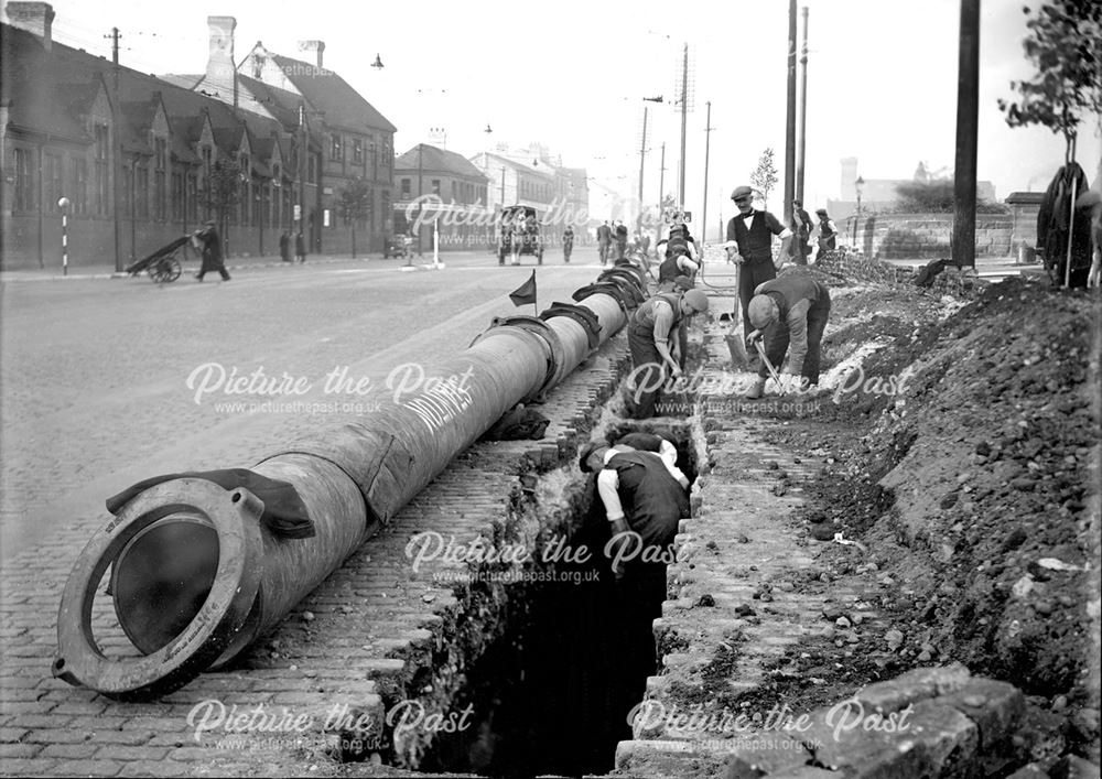 Laying a gas main